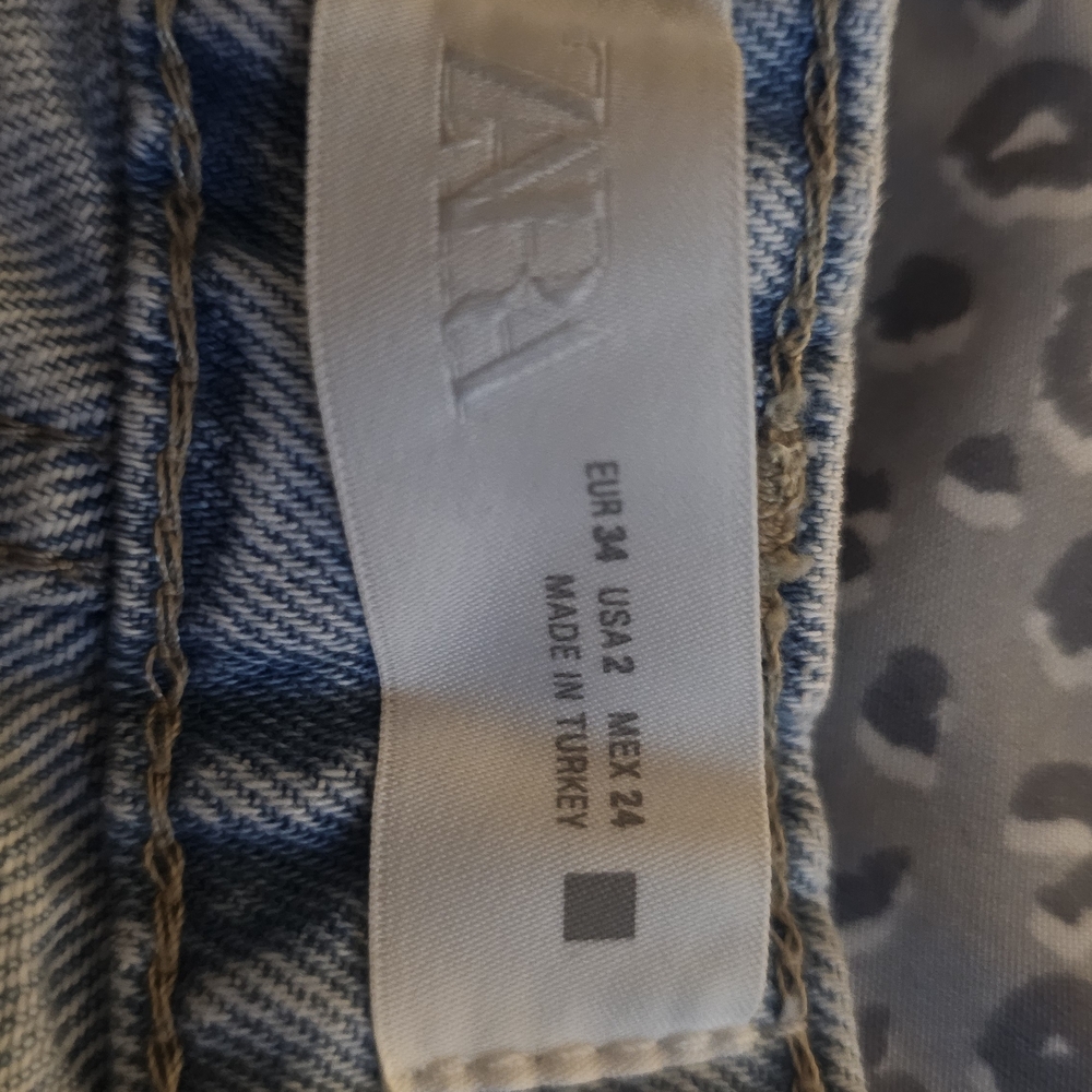 Zara Jeans - Picture 2 of 2